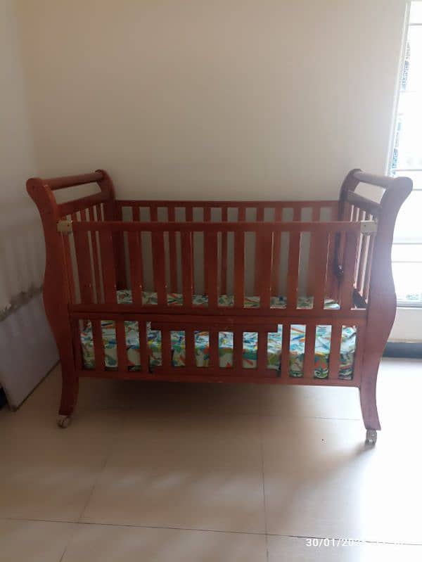 Zubaida's wooden baby cot with mattress 3