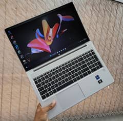 HP ProBook 450 G9 Ryzen 7 pro 5825 . . . . . . . . . . Octacore Processor