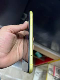 IPHONE 11 FACTORY UNLOCK