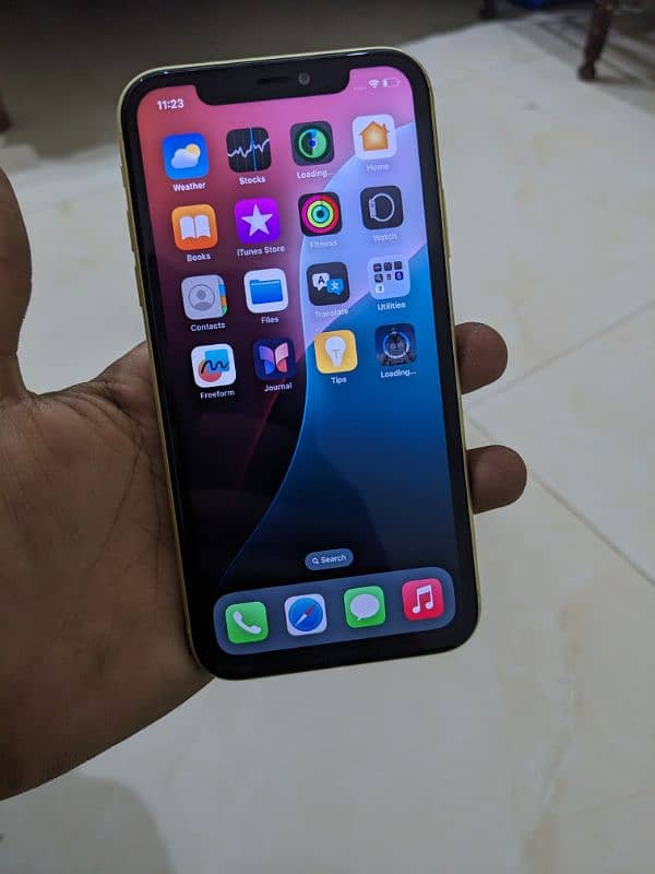 iphone 11 128gb factory unlocked all ok contact 031860/3087 1