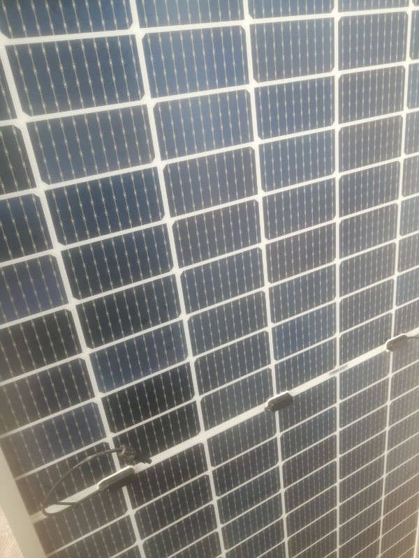 Double side charge solar Plate 585 watt 2