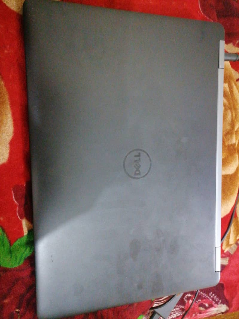 Dell 256GB rom 8GB ram 3