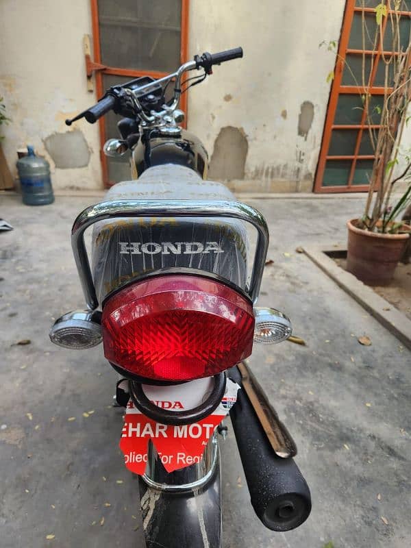 Honda CG125 Gold edition 9