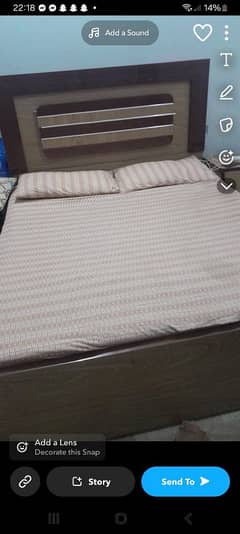 queen size bed set and wardrobe used urgent sale