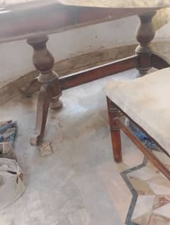 pure wood table Good condition