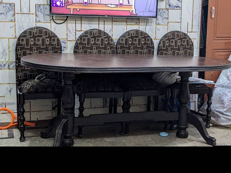 dinning table with 6 chairs 1