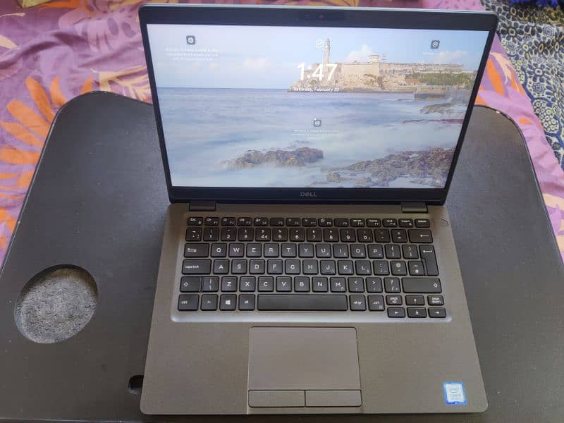 Dell latitude 5300 i5 8th gen 1