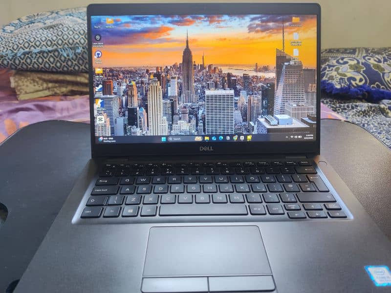 Dell latitude 5300 i5 8th gen 2