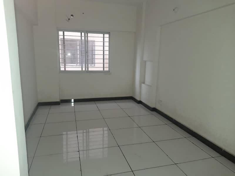 Flat 2 BED DD CORNER PURE WEST OPEN/ROAD FACING (1350-SQ-FT) 5