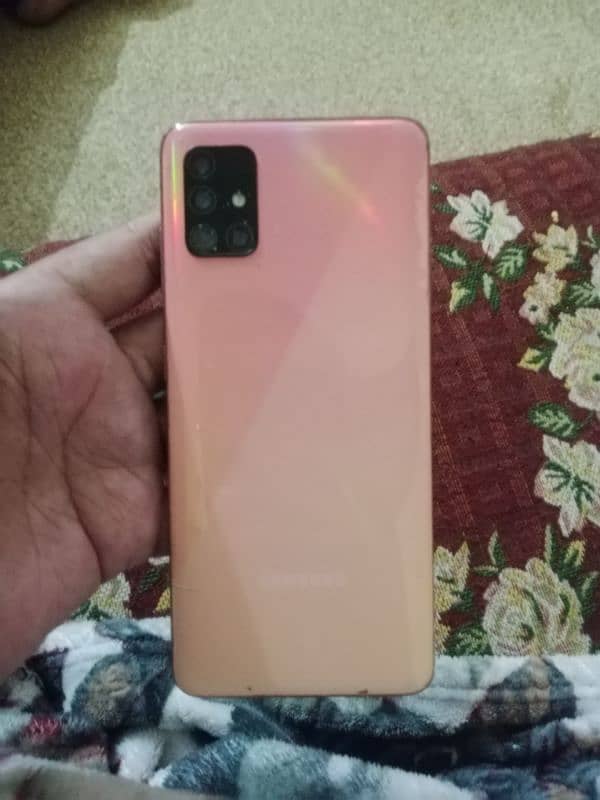 urgent for sale Samsung a51 ram 6 gb memory 128 pink color 8