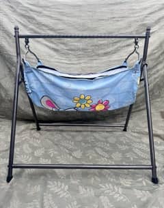 Cradle swing for babies. 4 sal tak k bache ke liye Jhoola