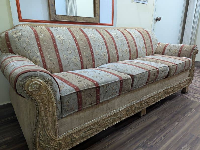 Elegant Hand-Carved Wooden Sofa Set - 5 Seater 1