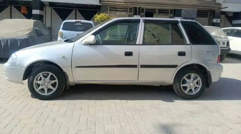 Suzuki Cultus 2005 1