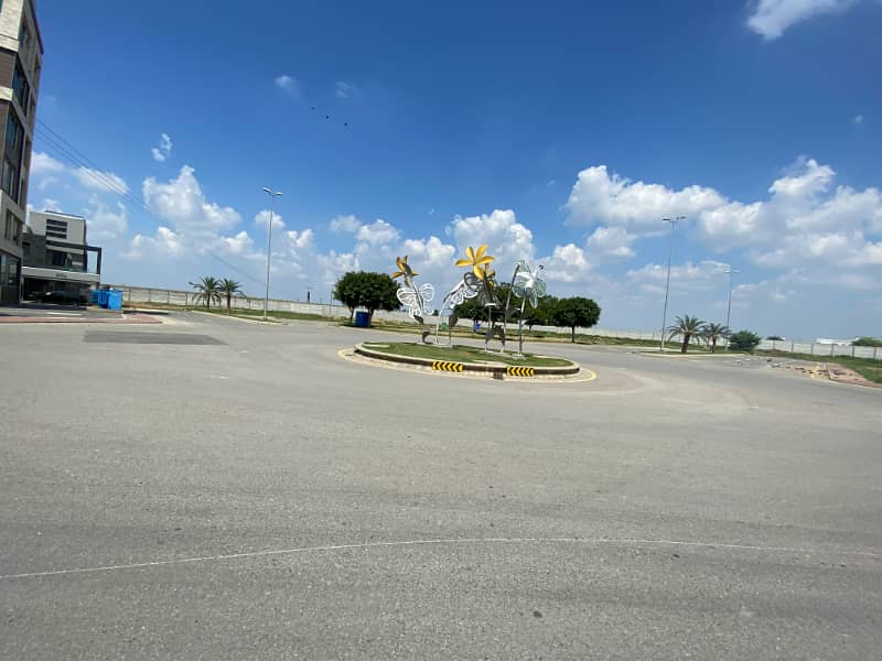 5 Marla Commercial Plot On Main Boulevard In Bahria Town Lahore 6