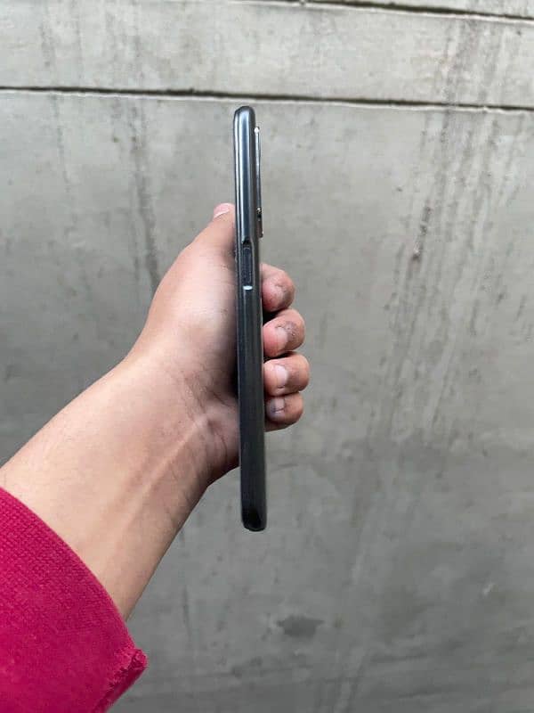 oppo A 76 4