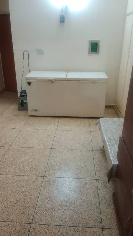 1 AND 2BEDS FURNISHED FLAT ROOM FOR RENT IN ALLAMA IQBAL TOWN 11