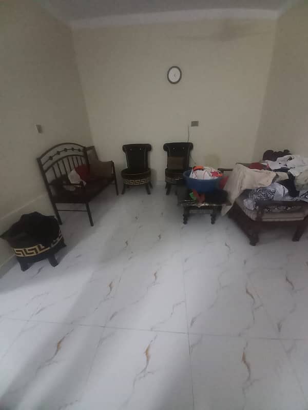 10MARLA TILE FLOORING UPPER PORTION FOR RENT IN ALLAMA IQBAL TOWN 8