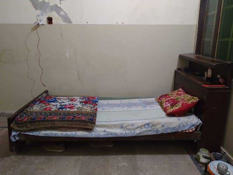 Single Bed With Mattress 2