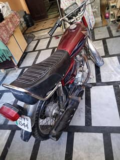 Honda 125 available for sale in excellent condition