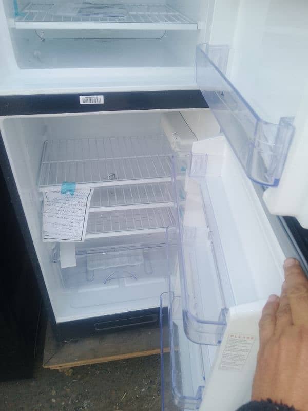 Dawlance refrigerator glass door for sale 3