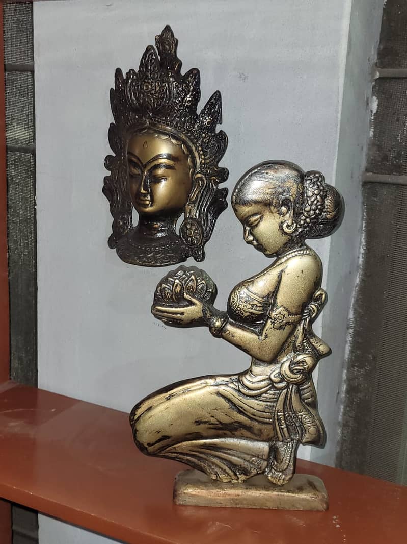ANTQ WORLD A REAL ANTIQUE IN A ONE CODATON BEST FR HOME DECOR IMPOTD 1
