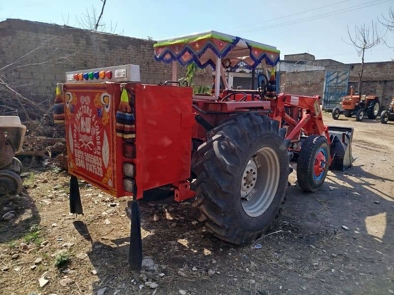 Tractor 385 model 2019 with new loader 5