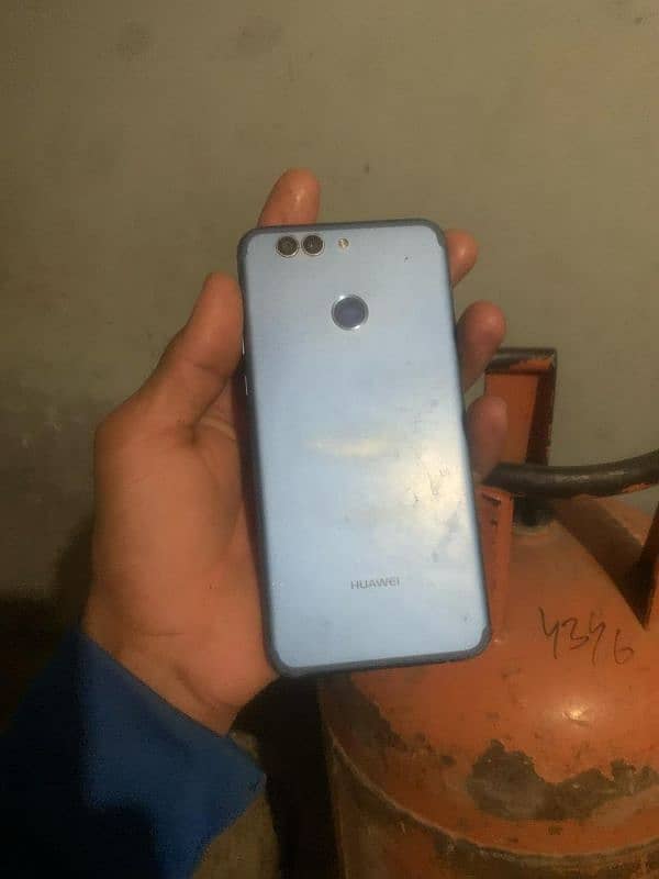 Huawei nova 2 plus ha all ok ha pta koi masala nhi ha 4  128 ha 0