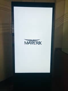 Maverik Digital Standee 55” Touch & Without Touch