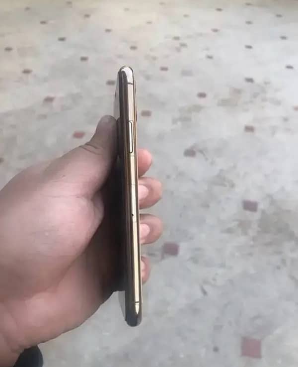 iphone 11 pro 1