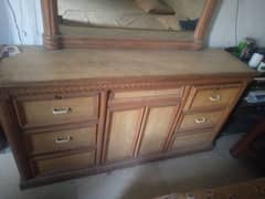 Dressing table