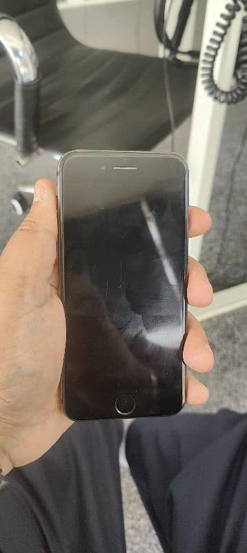 genuine PTA APPROVED iphone 8 5