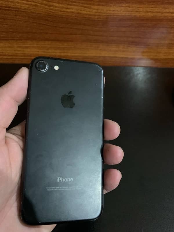 iphone 7 32gb black pta approve 4