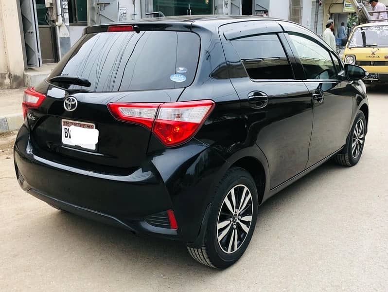 Toyota Vitz 2018 Model 4