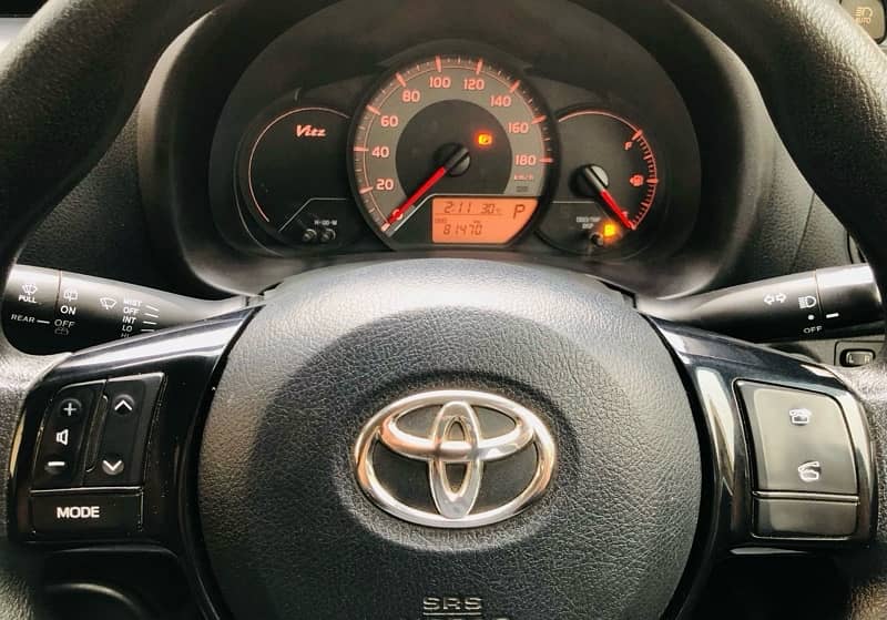 Toyota Vitz 2018 Model 7