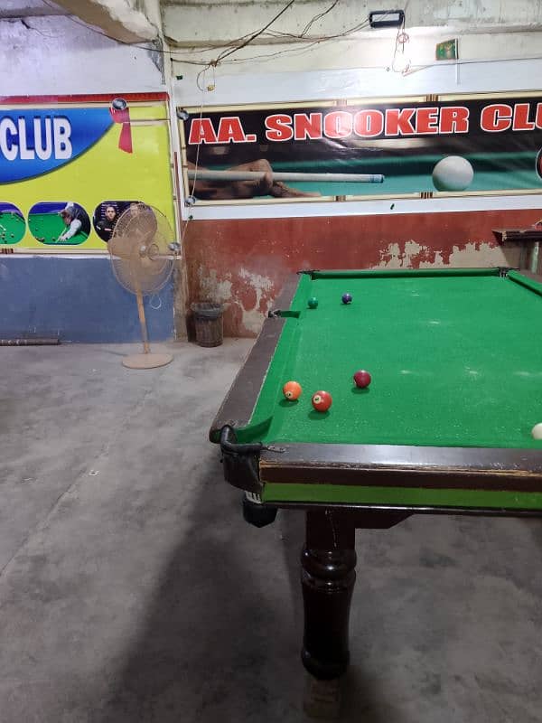 snooker 4 by 8 fresh condition 0