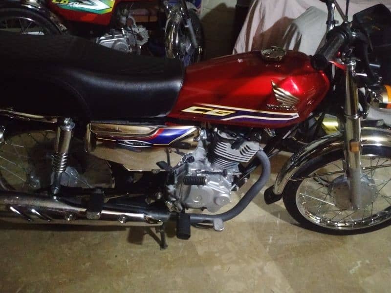 CG 125cc special edition 2024 model Karachi registered 14