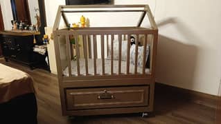 nice baby cot