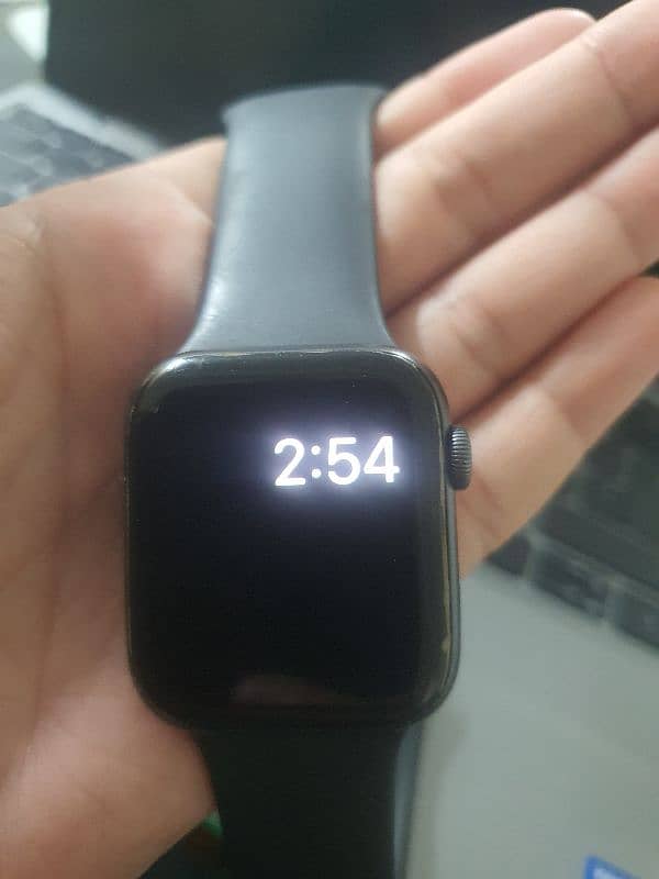 Apple watch A2093 series 5 44mm only with original cable 5