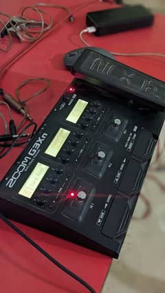 Zoom G3xn Guitar Processor - Mint Condition