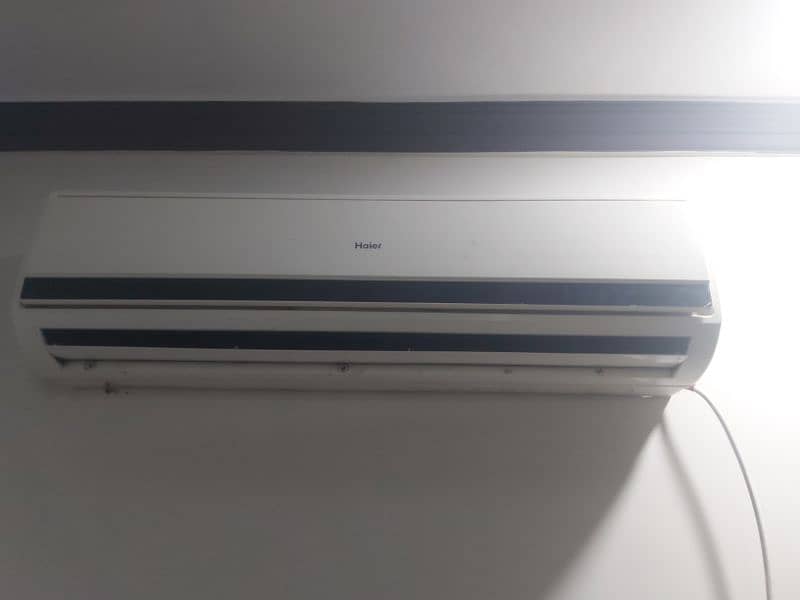 Gree & Hire Split AC 1.5 Ton NoN Invertor 3