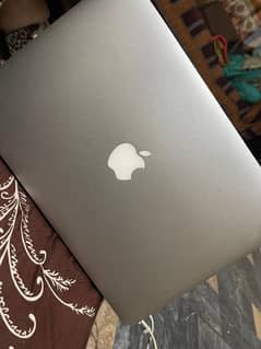 MacBook air 2012 i5