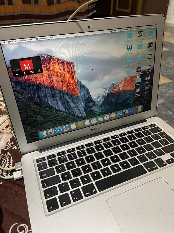 MacBook air 2012 i5 1