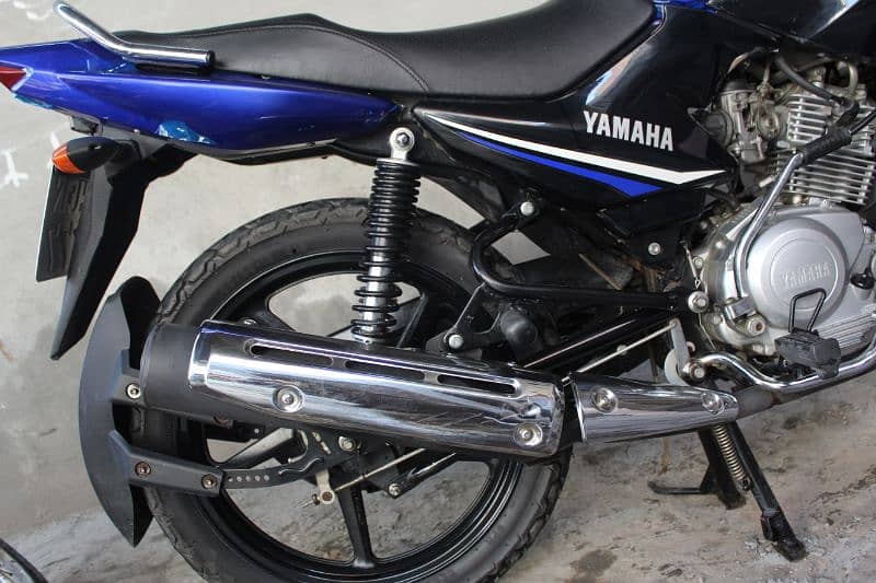 Yamaha YBR 125 10