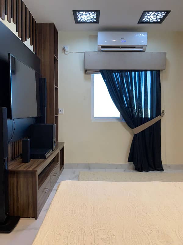 Luxury Furnished 1 Bedroom flat For Perday or Perweek in Islamabad 9