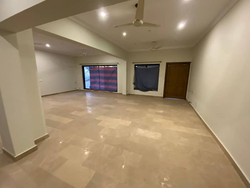 1 kanal full house available for rent in E-11/1 Islamabad 5