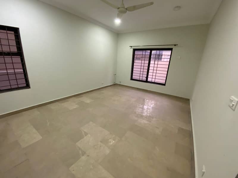 1 kanal full house available for rent in E-11/1 Islamabad 11