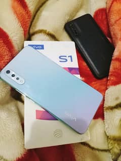 vivo s1