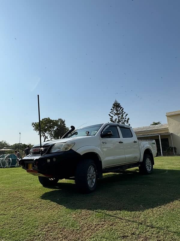 Toyota Hilux 2011 2