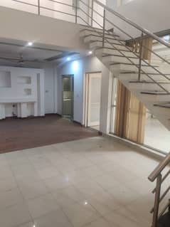 8 Marla safari House For Sale In Bahria Town Lahore