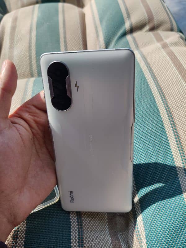 Redmi K 40 Gaming non pta 12/256 7